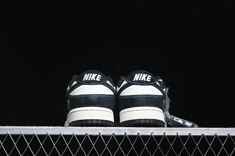 All categories Nk SB Dunk Series Nk SB Dunk Low High-end customized low-top sneakers Nk SB Dunk Low OF joint-Zhuba Danmaku Black Hook Anniversary high-end customized low-top casual sneakers YX5066-211